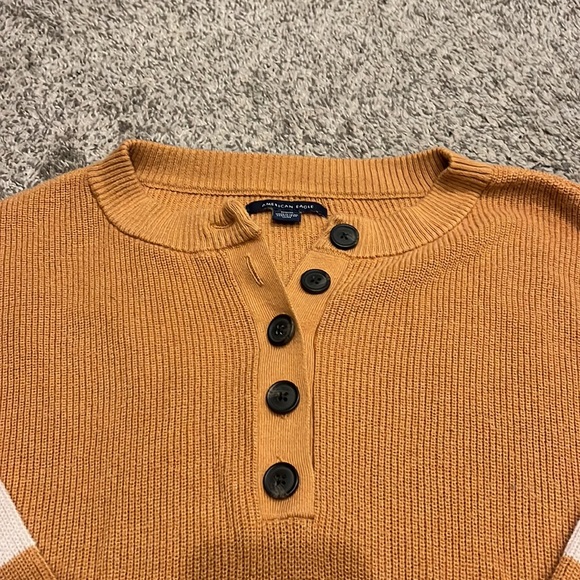 American Eagle Sweater - Picture 3 of 6